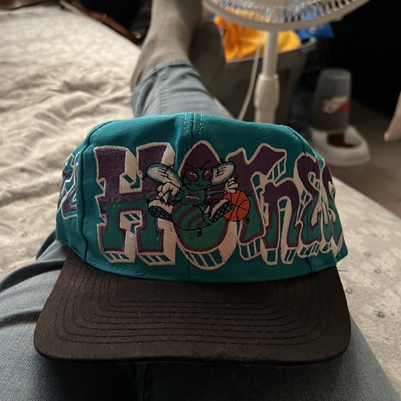 vintage graffiti hornets - Picture 13 of 13